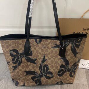Coach tote Bag